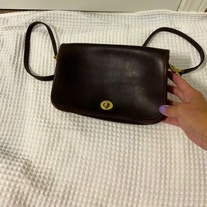 Vintage Coach Shoulder purse. Fab condition